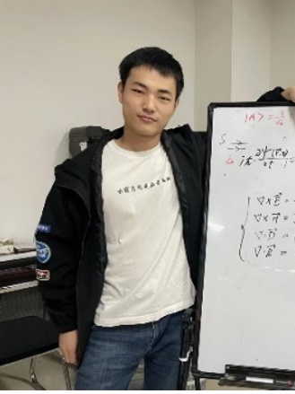 人站在一起

中度可信度描述已自动生成