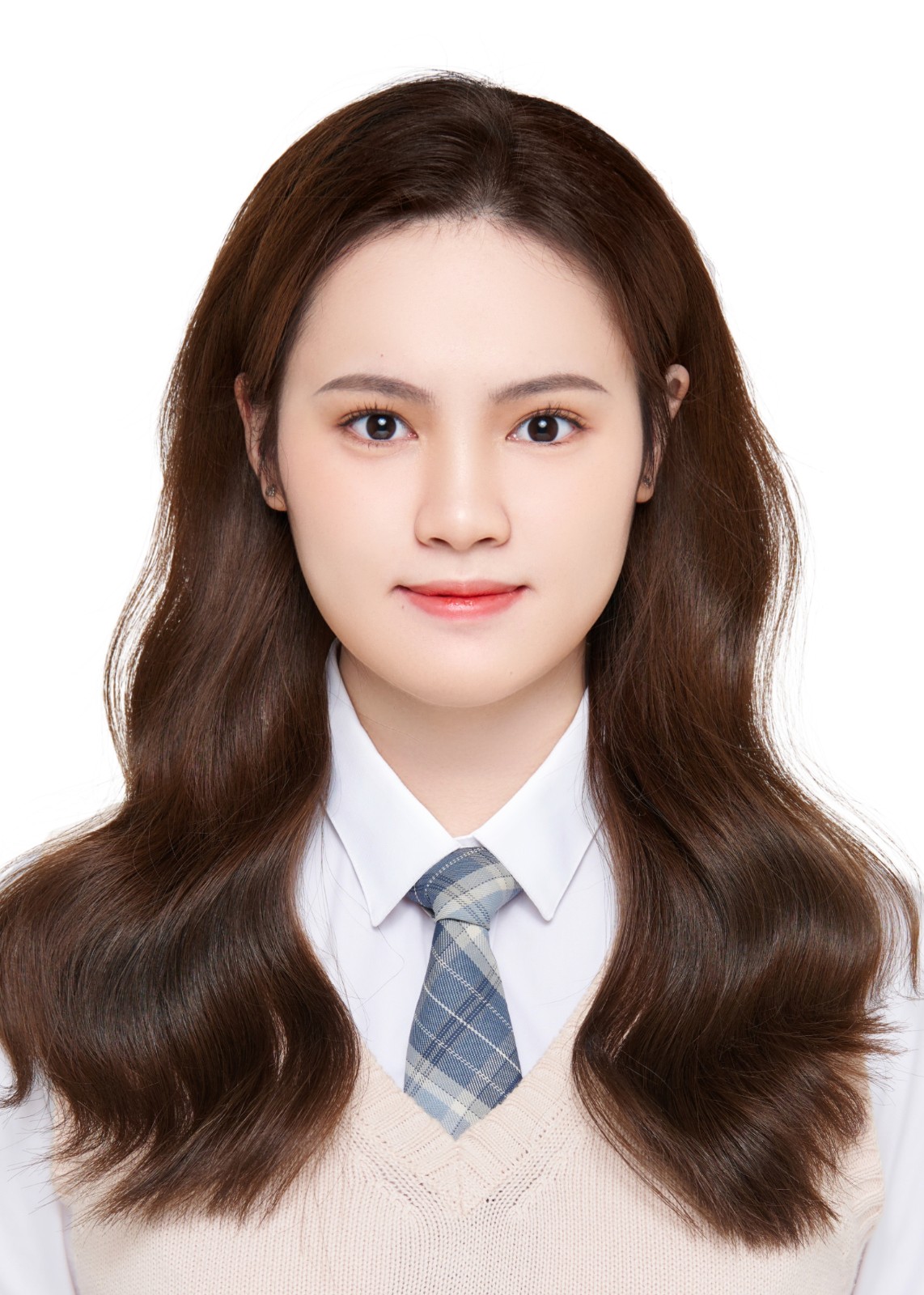 谢桐桐.jpg 谢桐桐.jpg