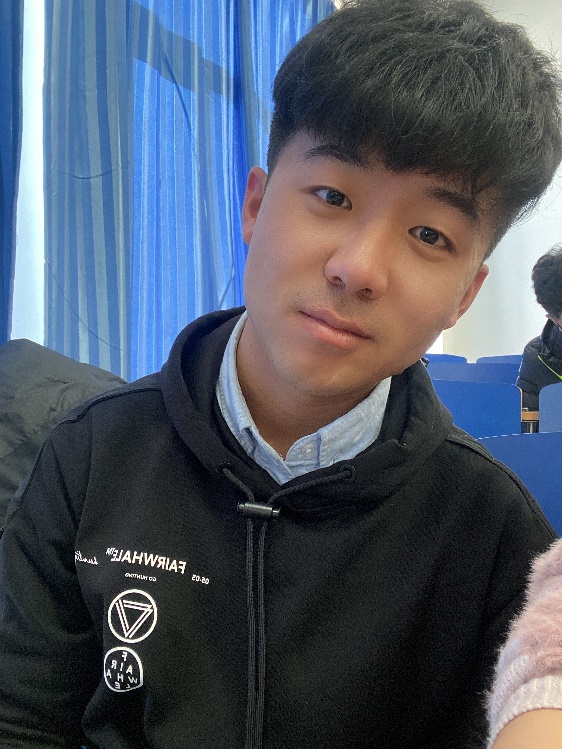 A person taking a selfieDescription automatically generated