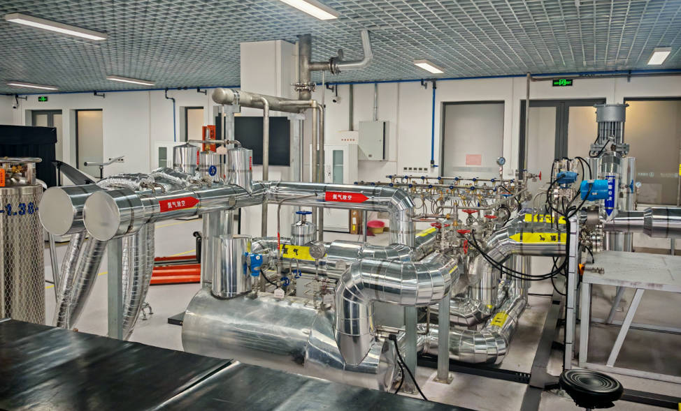 实验台.jpg 实验台.jpg